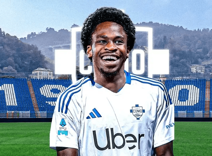 Transfer |  AZ forward Adai set to join Como for €14m