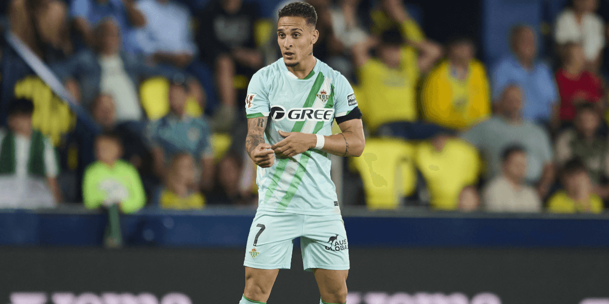 Anthony: Everything at Betis Makes Me Happy; I Had a Difficult Time in Manchester